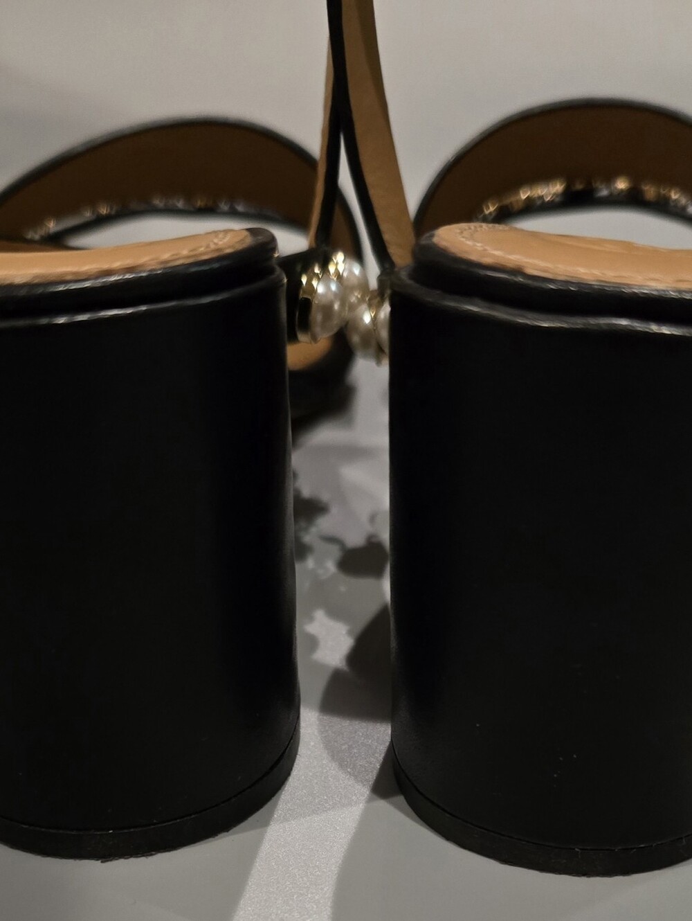 Tory Burch Black Pearl-Accent Block Heel Sandals Size 8 - Picture 3 of 7